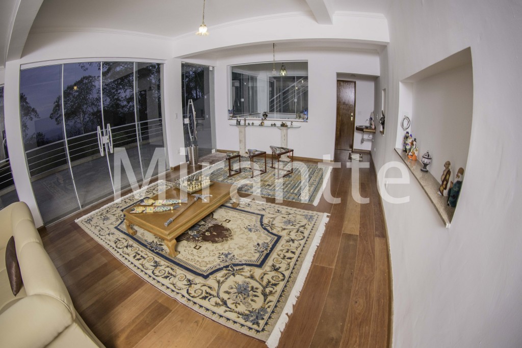 Casa terrea de 520m² com 4 quartos em Serra Da Cantareira