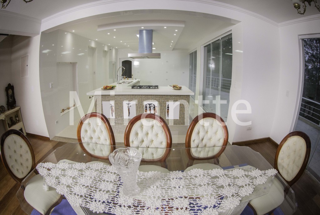 Casa terrea de 520m² com 4 quartos em Serra Da Cantareira