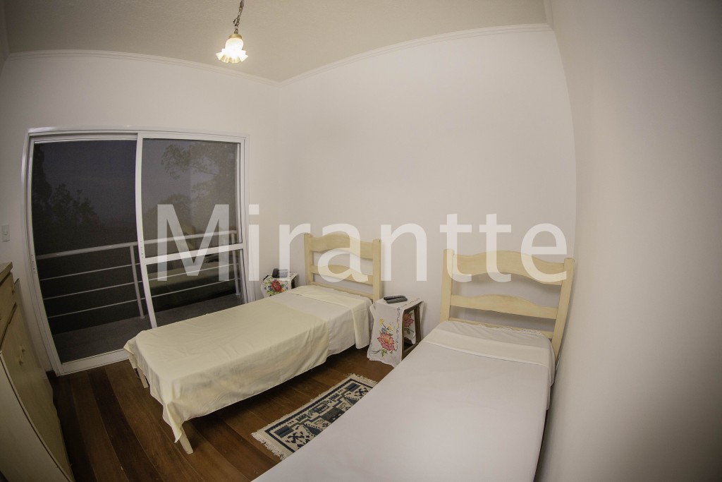 Casa terrea de 520m² com 4 quartos em Serra Da Cantareira