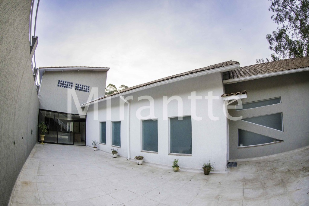 Casa terrea de 520m² com 4 quartos em Serra Da Cantareira