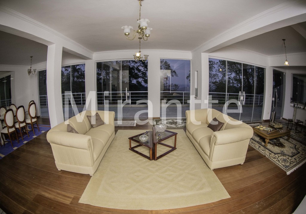 Casa terrea de 520m² com 4 quartos em Serra Da Cantareira