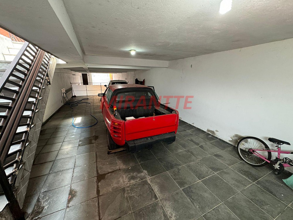 Sobrado de 230m² com 3 quartos em Tremembe