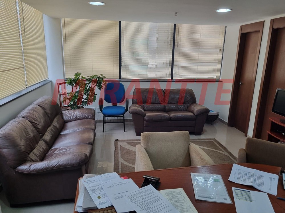 Comercial de 38m² em Santana