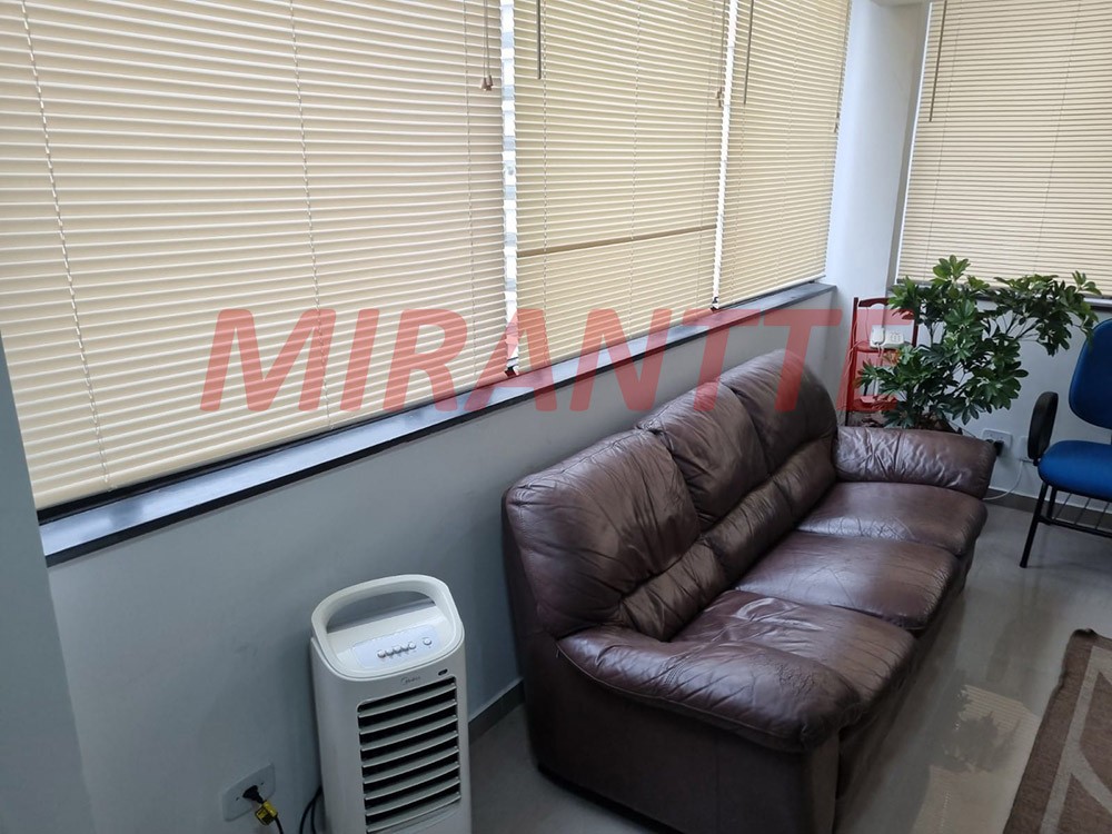 Comercial de 38m² em Santana