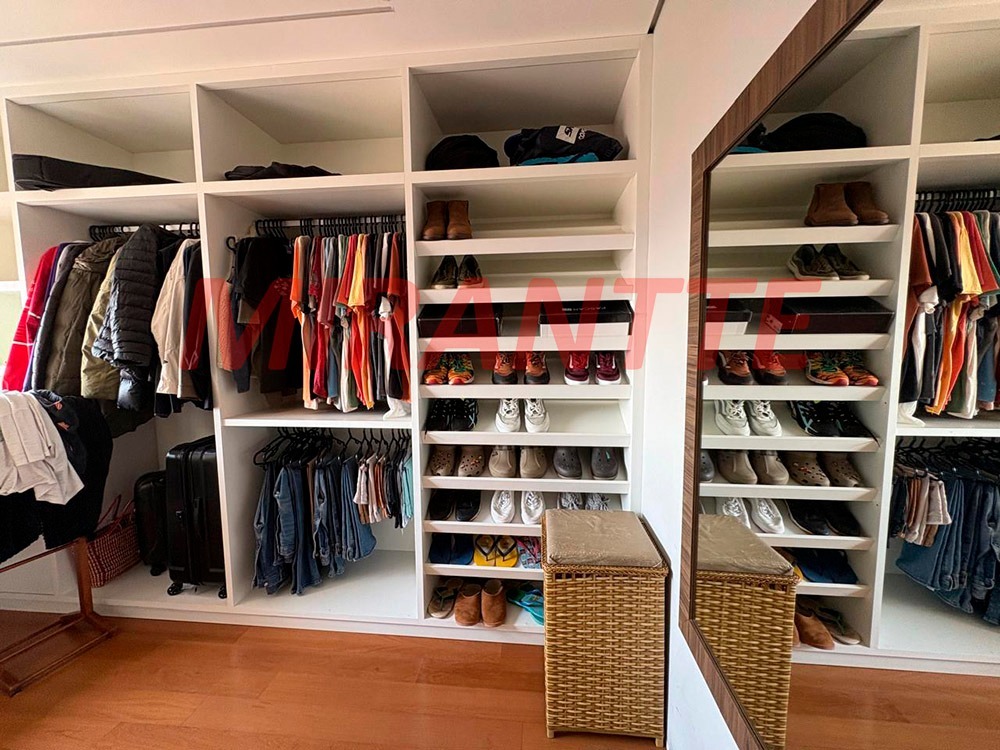 Apartamento de 264m² com 4 quartos em Santa Terezinha