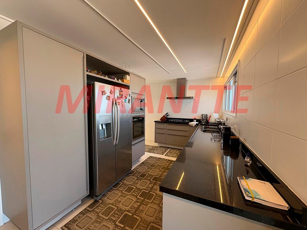 Apartamento de 264m² com 4 quartos em Santa Terezinha