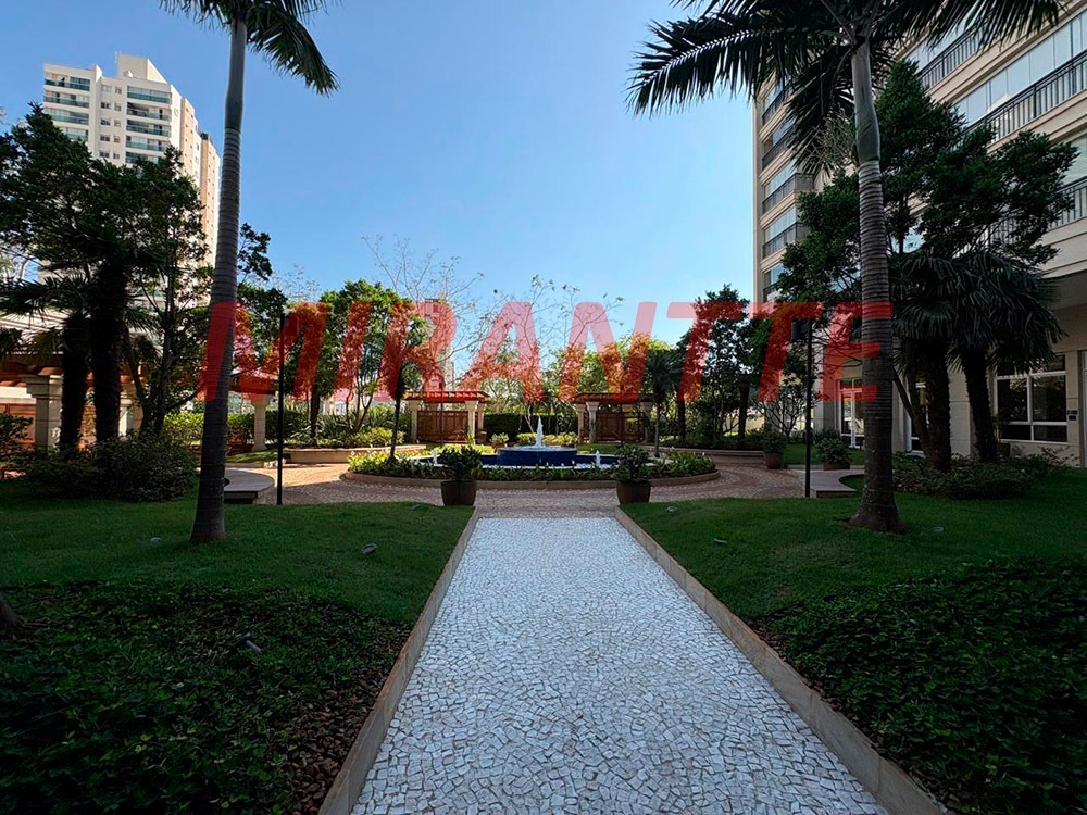 Apartamento de 264m² com 4 quartos em Santa Terezinha