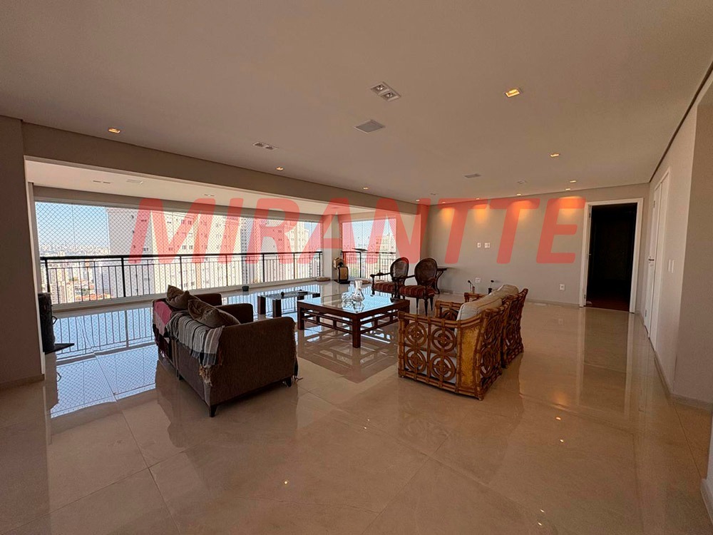 Apartamento de 264m² com 4 quartos em Santa Terezinha