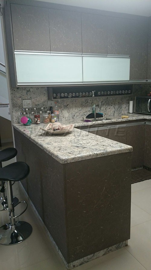 Sobrado de 290m² com 3 quartos em CENTRO
