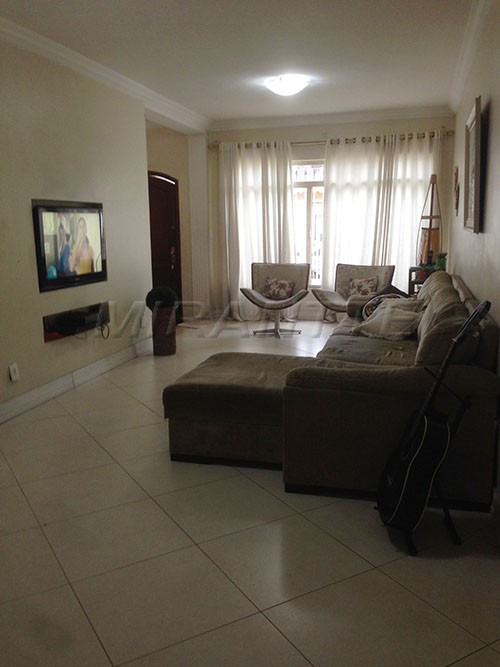 Sobrado de 200m² com 3 quartos em Tucuruvi