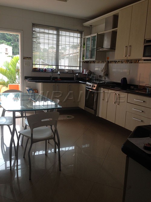 Sobrado de 200m² com 3 quartos em Tucuruvi