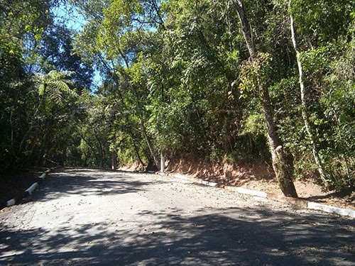 Terreno de 2362m² em Serra Da Cantareira