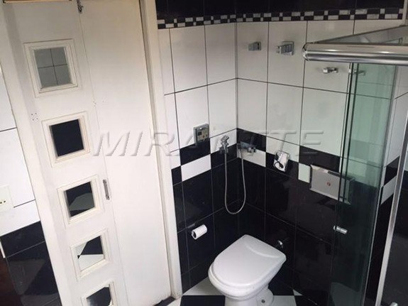 Apartamento de 75m² com 2 quartos em Aclimação