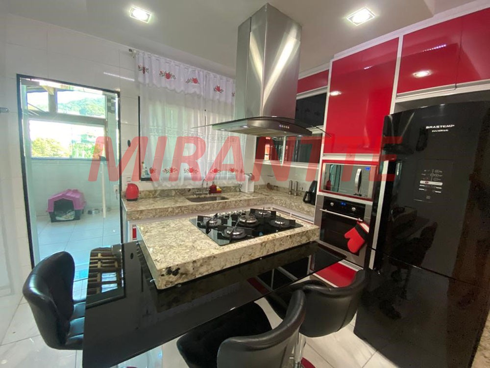 Sobrado de 198m² com 3 quartos em Parque Casa De Pedra