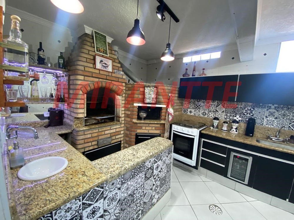 Sobrado de 198m² com 3 quartos em Parque Casa De Pedra