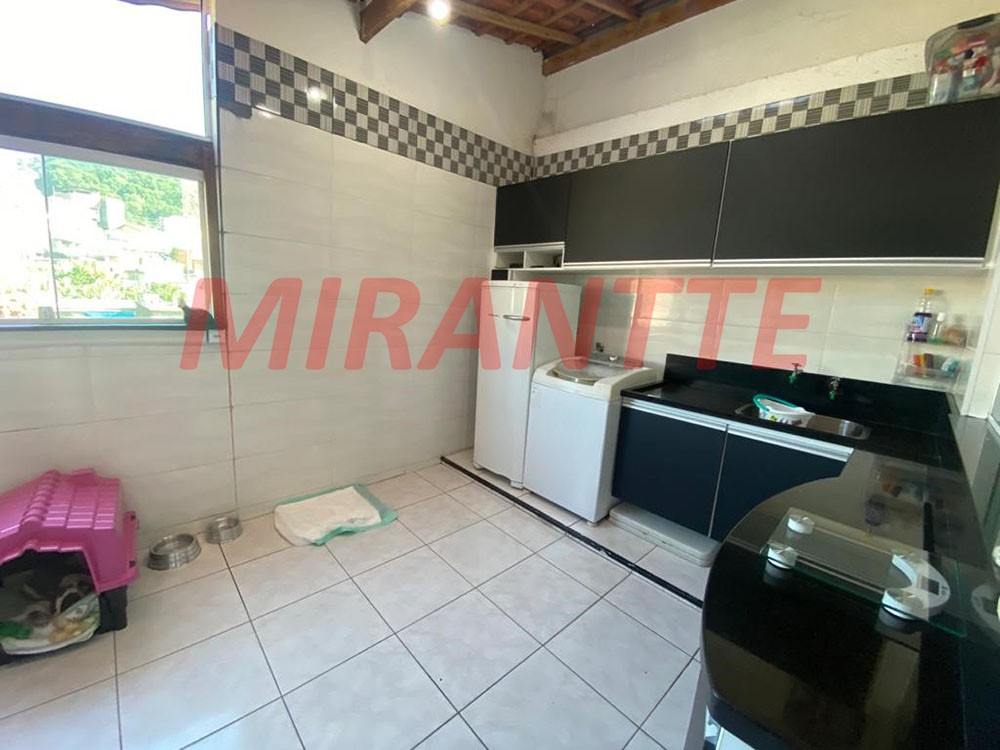 Sobrado de 198m² com 3 quartos em Parque Casa De Pedra