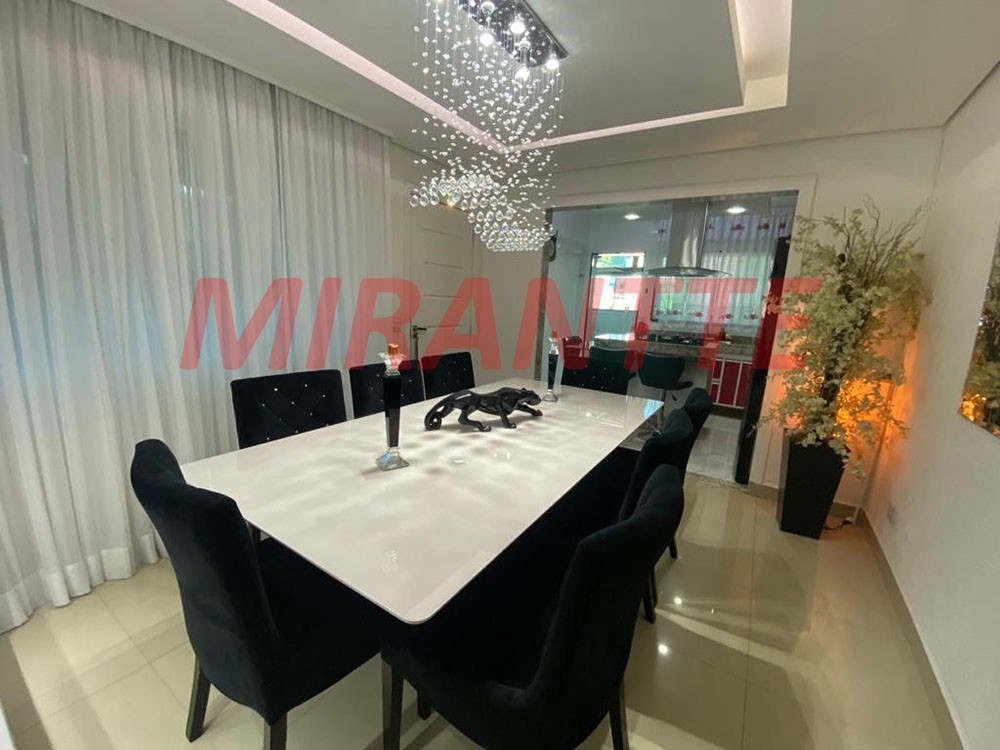 Sobrado de 198m² com 3 quartos em Parque Casa De Pedra