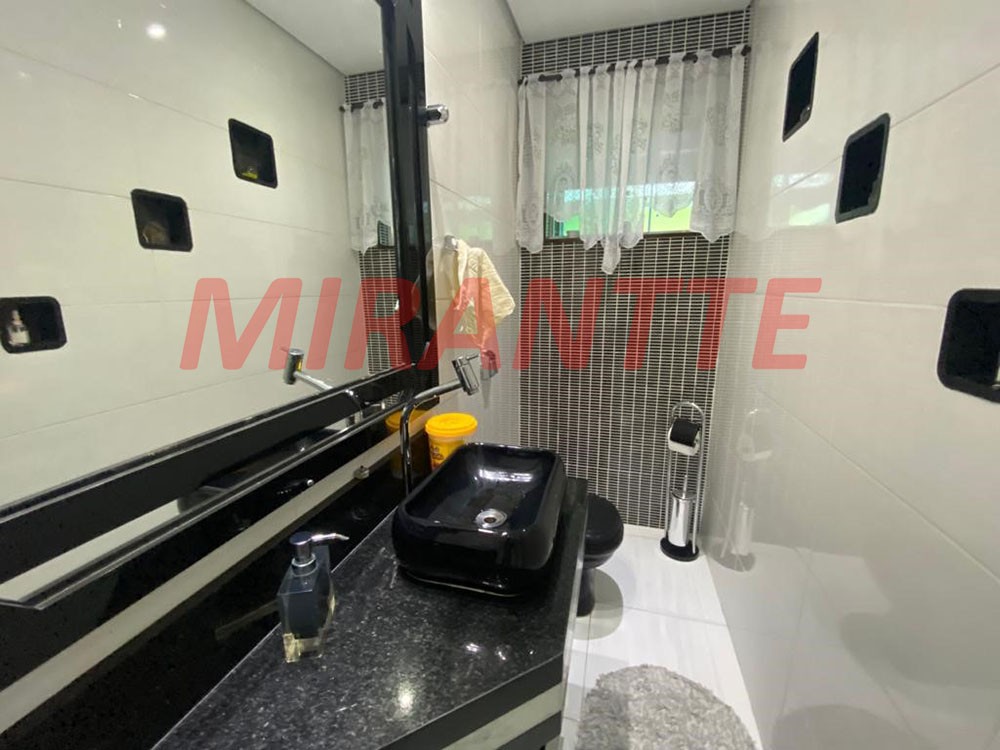 Sobrado de 198m² com 3 quartos em Parque Casa De Pedra