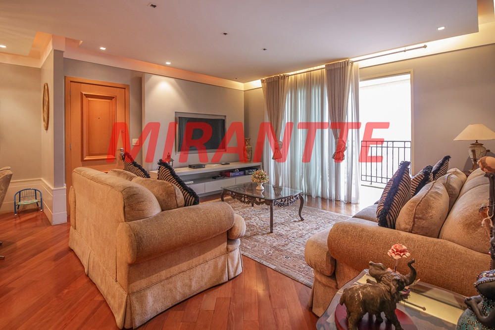 Apartamento de 140m² com 3 quartos em Santana