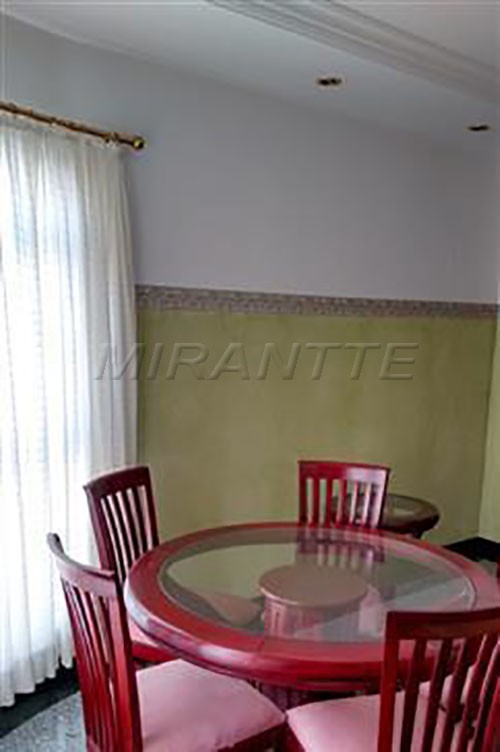 Apartamento de 340m² com 4 quartos em Tatuapé