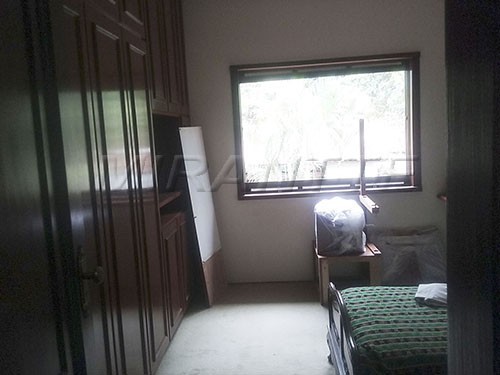 Sobrado de 1800m² com 5 quartos em Vila Amelia