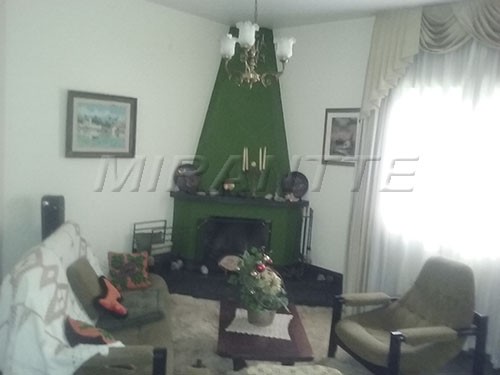 Sobrado de 1800m² com 5 quartos em Vila Amelia