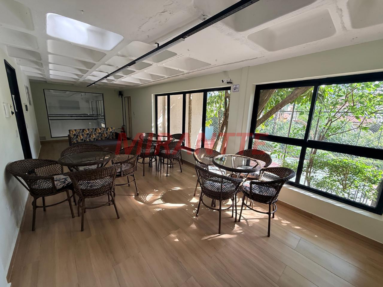 Apartamento de 92m² com 3 quartos em Santa Terezinha