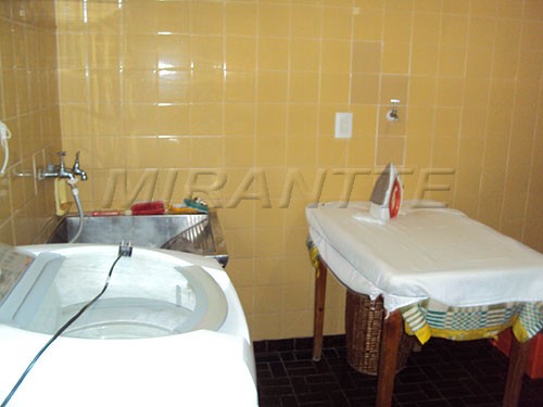 Sobrado de 350m² com 3 quartos em Mandaqui