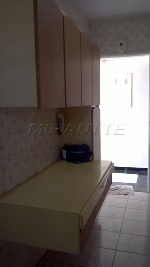 Apartamento de 75m² com 2 quartos em Vila Mazzei
