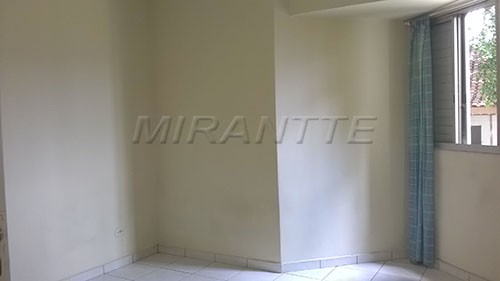Apartamento de 75m² com 2 quartos em Vila Mazzei