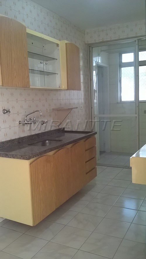 Apartamento de 75m² com 2 quartos em Vila Mazzei