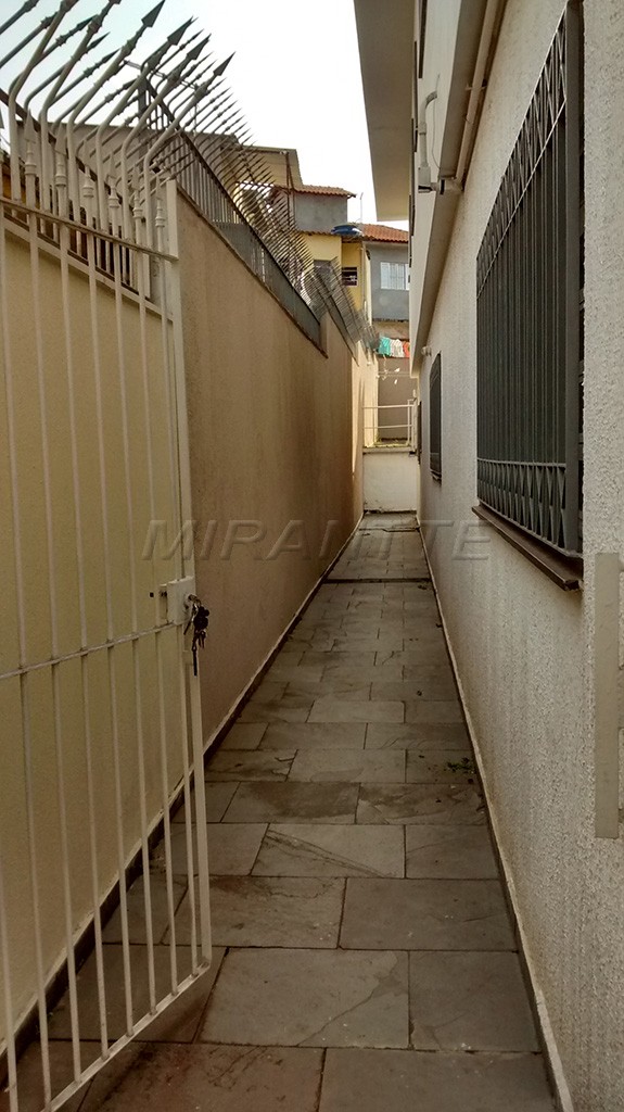 Comercial de 317m² em Vila Constança