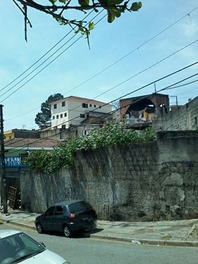 Terreno de 650m² em Jardim Peri