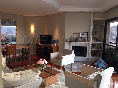 Apartamento de 147m² com 3 quartos em Santana