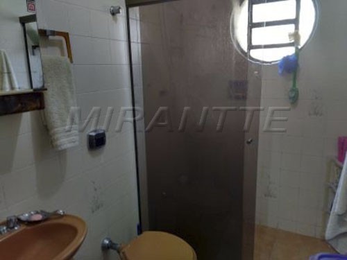Sobrado com 4 quartos em Tucuruvi