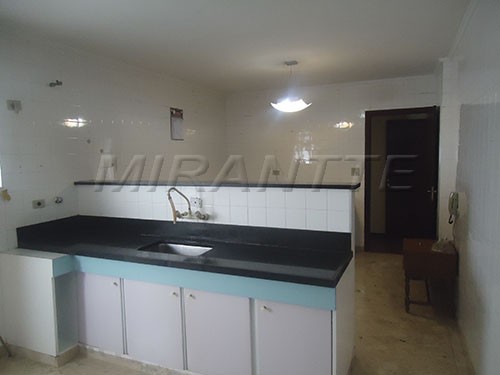 Apartamento de 204m² com 3 quartos em Santana