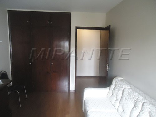 Apartamento de 204m² com 3 quartos em Santana