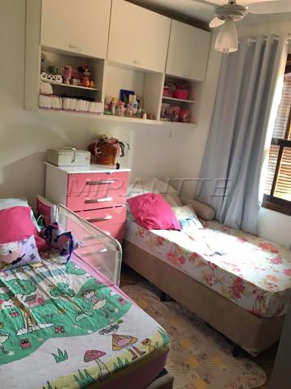 Sobrado de 85m² com 3 quartos em Jardim Virginia Bianca
