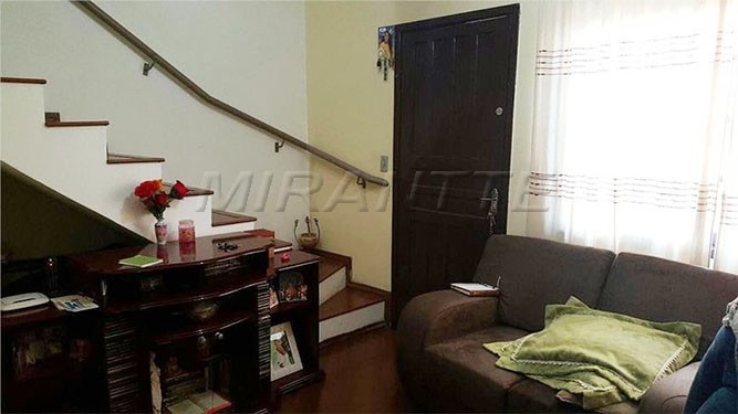 Cond. fechado de 65m² com 2 quartos em Itaquera