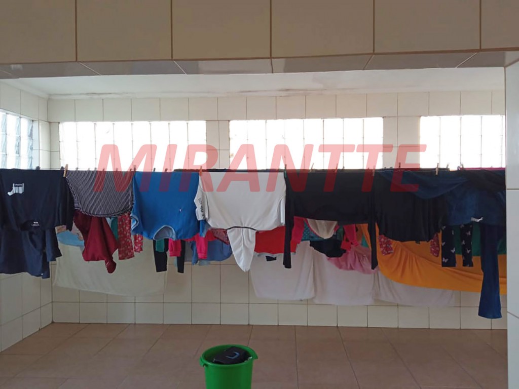 Apartamento com 3 quartos em Macedo