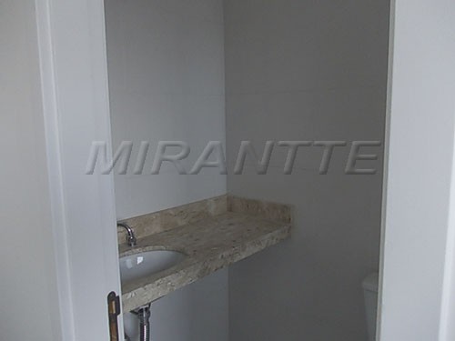 Apartamento de 51m² com 2 quartos em Vila Aurora
