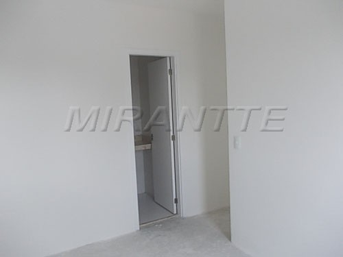 Apartamento de 51m² com 2 quartos em Vila Aurora