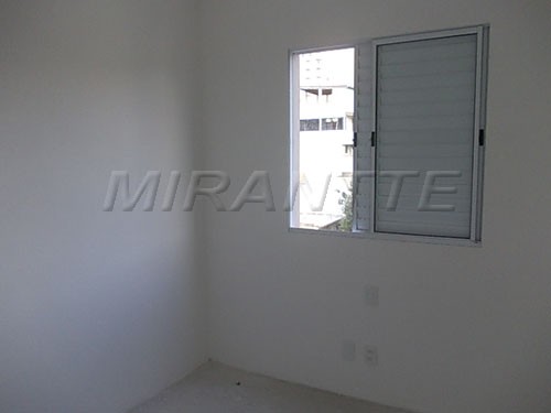 Apartamento de 51m² com 2 quartos em Vila Aurora
