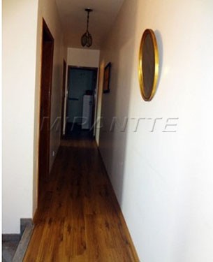 Sobrado de 211m² com 3 quartos em Santa Teresinha