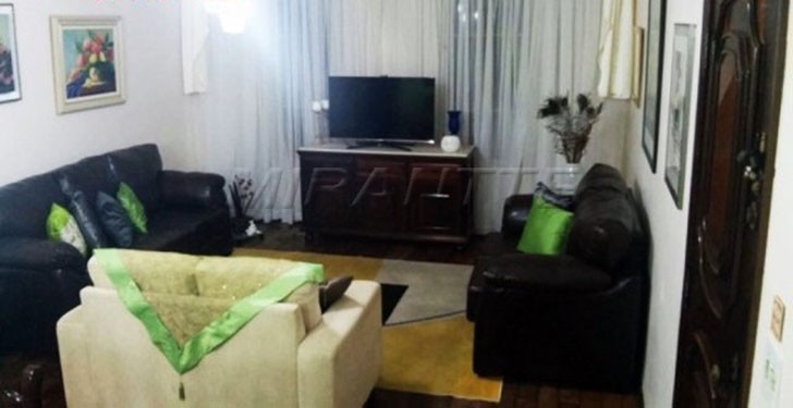Sobrado de 211m² com 3 quartos em Santa Teresinha