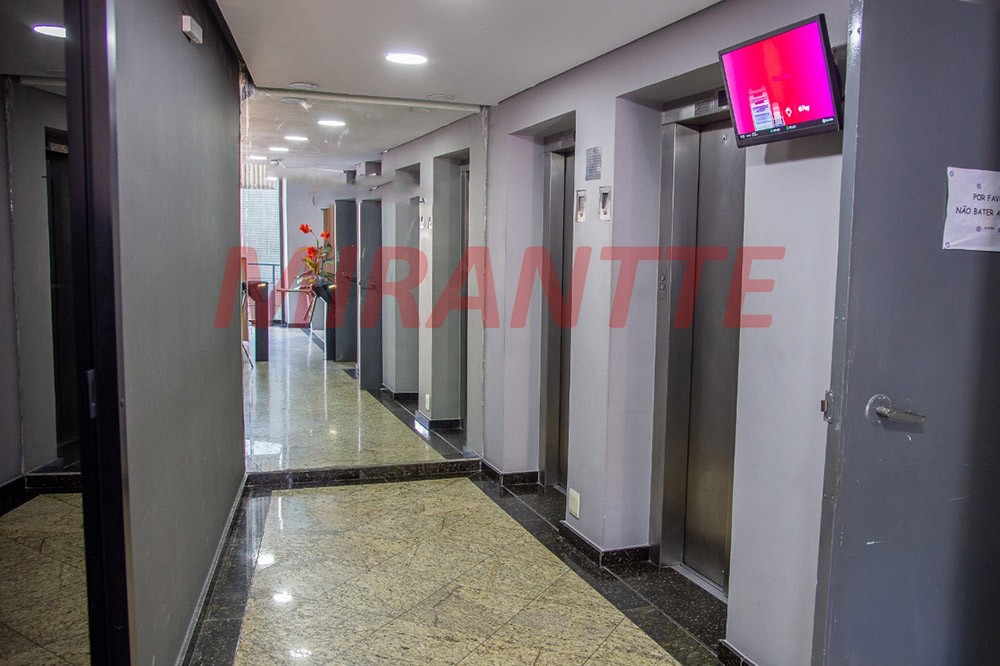 Comercial de 800m² em Parada Inglesa
