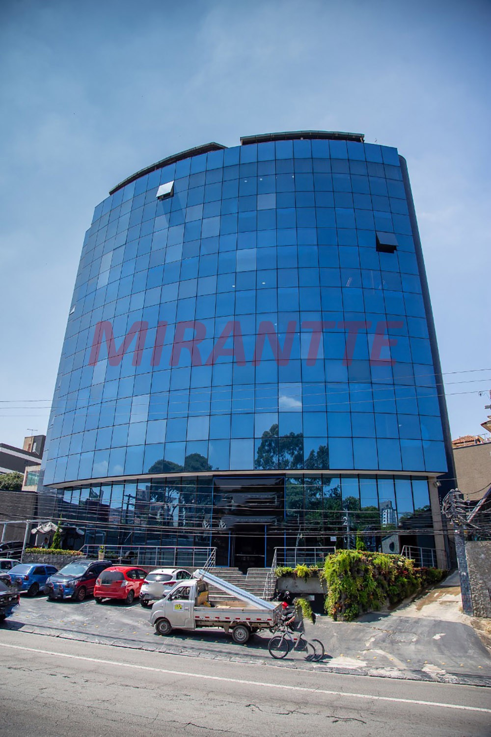 Comercial de 800m² em Parada Inglesa