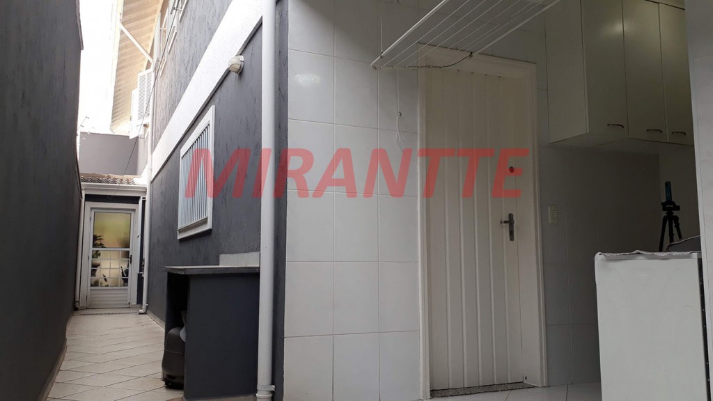 Sobrado de 138m² com 3 quartos em Parada Inglesa