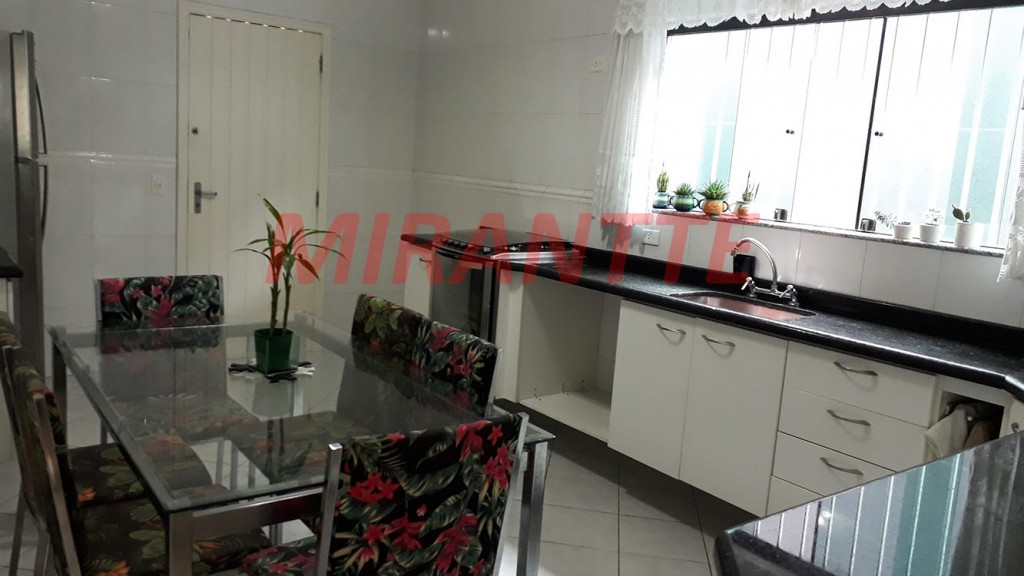 Sobrado de 138m² com 3 quartos em Parada Inglesa