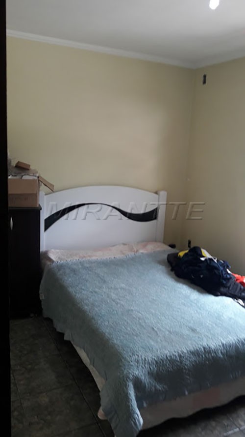 Sobrado de 250m² com 4 quartos em Furnas